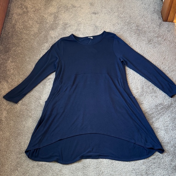 Chico's Navy Long Sleeve Knit Tunic Button Back Top SIZE 2 (US L)